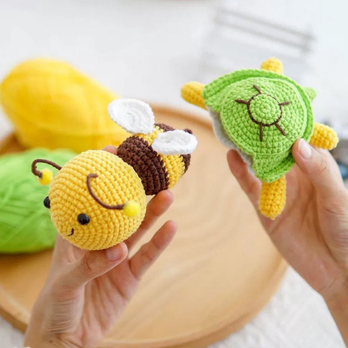 Amigurumi Crochet Kit - Bee & Turtle